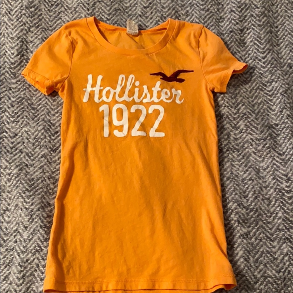 3/$20 Hollister T-shirt